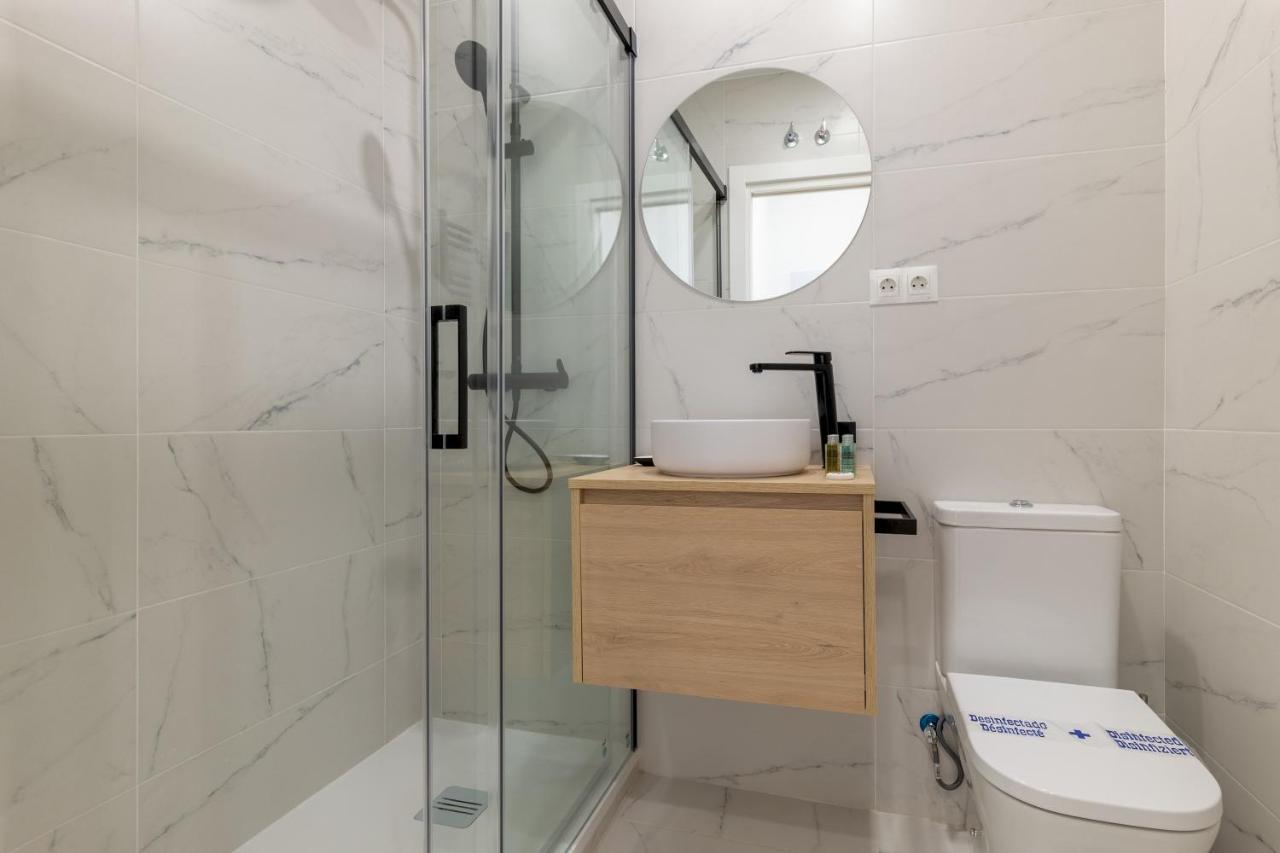 2 Bedrooms 2 Bathrooms Furnished - Retiro - Refurbished - Mintystay Madrid Kültér fotó
