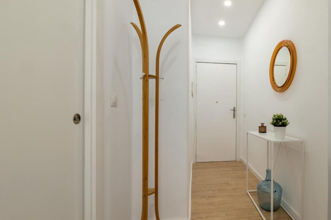 2 Bedrooms 2 Bathrooms Furnished - Retiro - Refurbished - Mintystay Madrid Kültér fotó