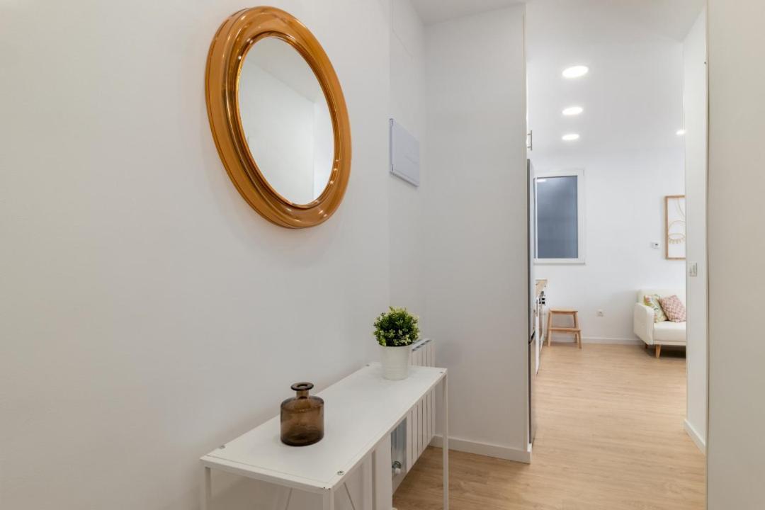 2 Bedrooms 2 Bathrooms Furnished - Retiro - Refurbished - Mintystay Madrid Kültér fotó