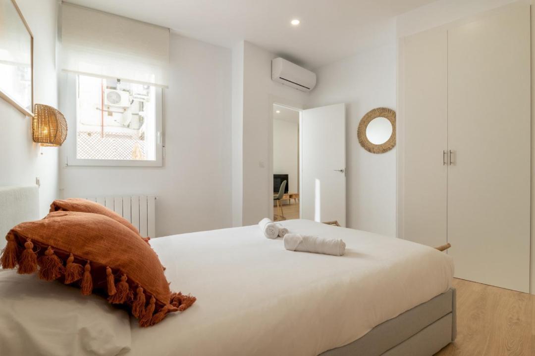 2 Bedrooms 2 Bathrooms Furnished - Retiro - Refurbished - Mintystay Madrid Kültér fotó